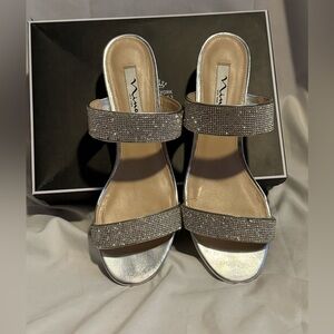 Nina Women's Metallic Sandal